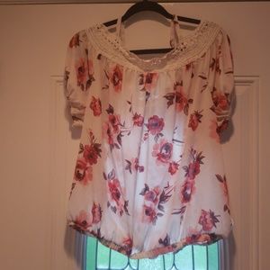 Off shoulder, floral top